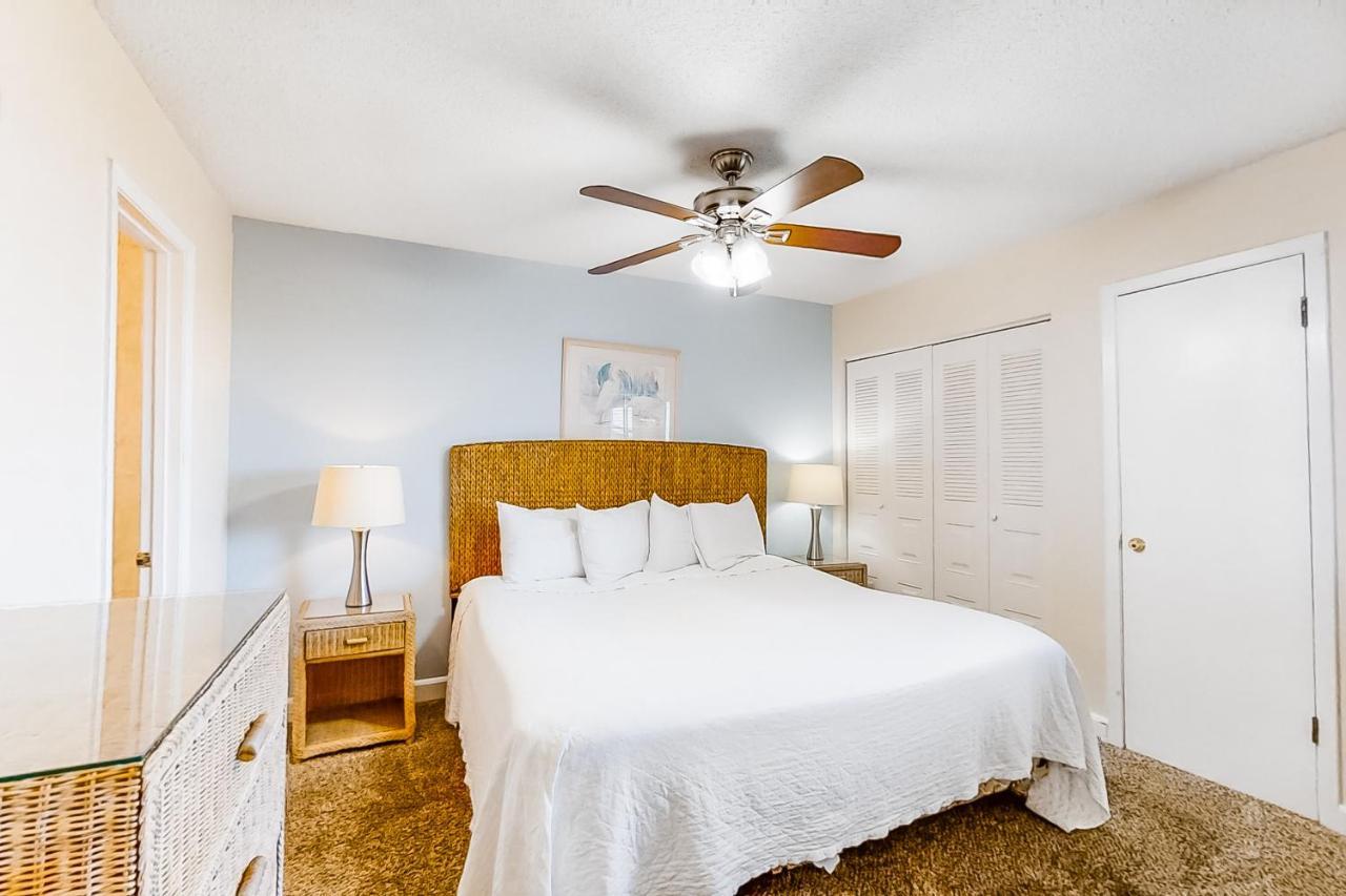 Island Sands 306